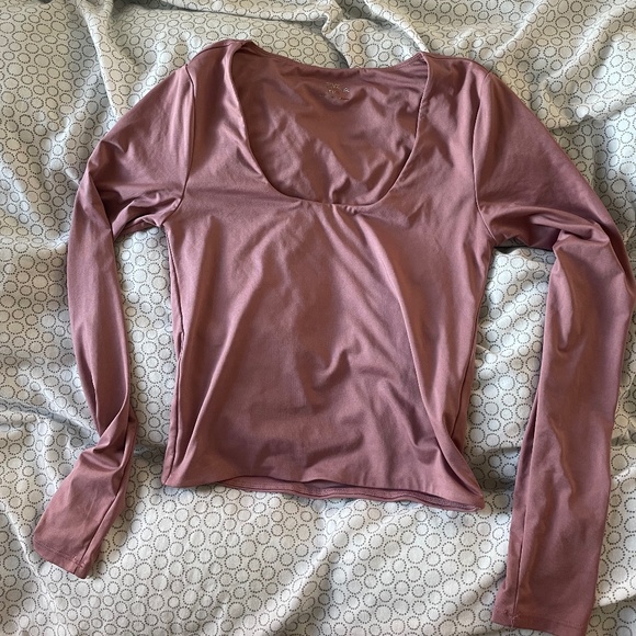 Top - Picture 1 of 2